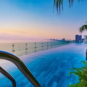 Peninsula Hotell